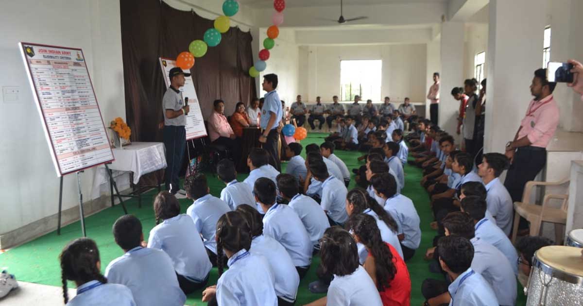 सेना वीर नारियों तथा निकटतम परिजनों तक पहुंची और संवाद कायम ... - CG Sandesh