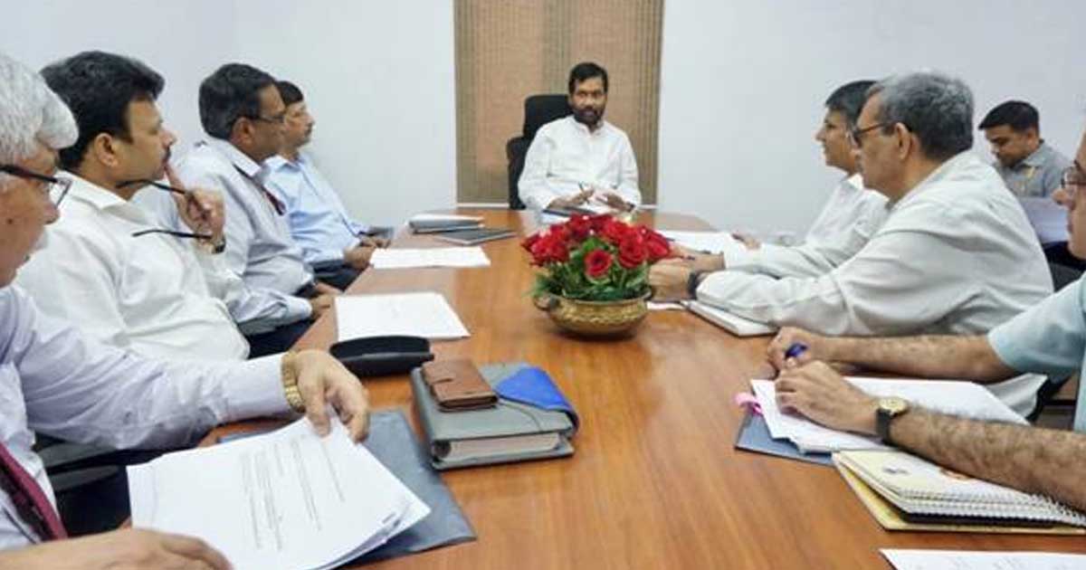रामविलास पासवान ने 15 सितंबर, 2019 से मंत्रालय में एकल इस्ते... - CG Sandesh