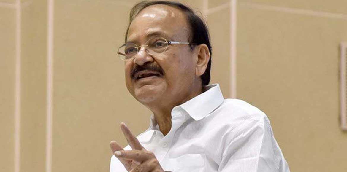केंद्र और राज्यों को सार्वजनिक स्वास्थ्य सुविधाएं उपलब्ध करा... - CG Sandesh