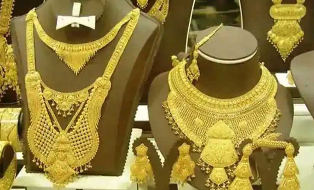 सोने-चांदी के रेट में जोरदार गिरावट, जानिए-आज किस भाव पर मिल... - CG Sandesh