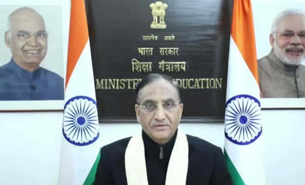 बोर्ड परीक्षा मार्च में ही आयोजित कराने की कोई अनिवार्यता नह... - CG Sandesh