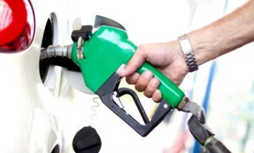 पेट्रोल के दाम 25 पैसे प्रति लीटर और बढ़े, डीजल 30 पैसे हुआ ... - CG Sandesh