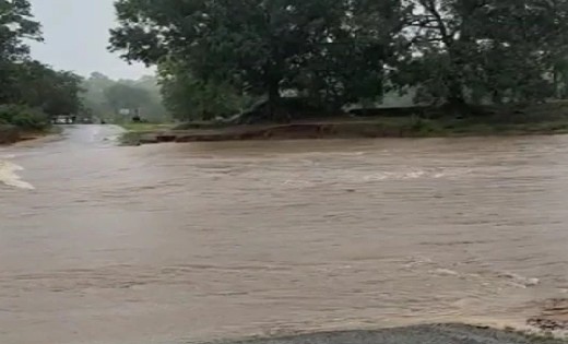  बीवी को झूठ बोल प्रेमिका संग मालदीव गया युवक , फिर क्यों पं... - CG Sandesh