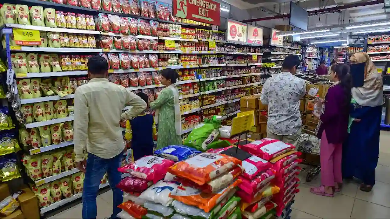 जीएसटी 2.0 : दुकानदार नहीं दे रहा कम दाम में सामान, तो मोबाइ... - CG Sandesh