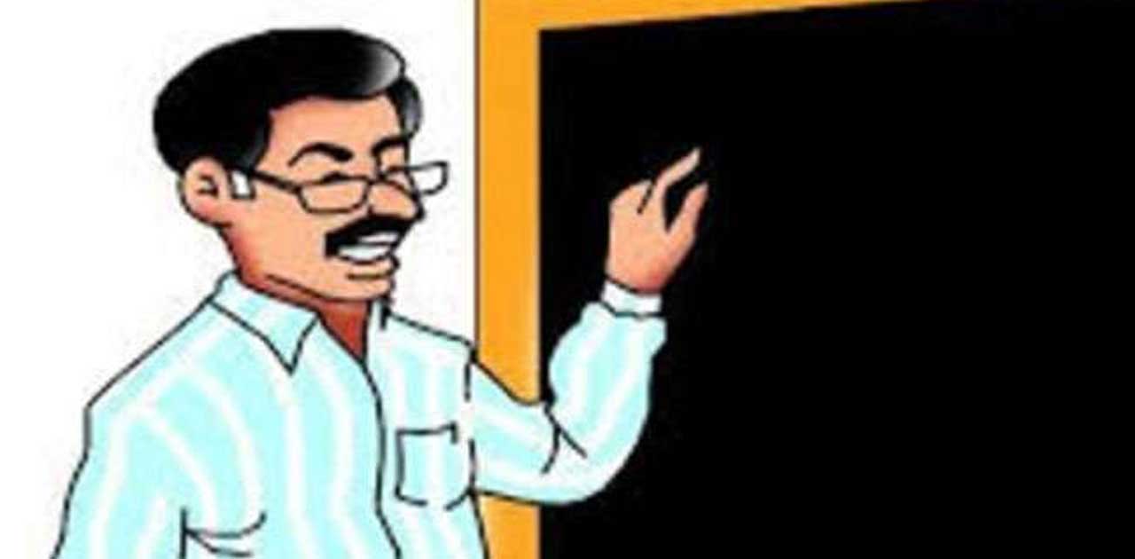 2006 से आज तक शिक्षक के इंतजार में बेलारी(ज)का मिडिल स्कूल। - CG Sandesh