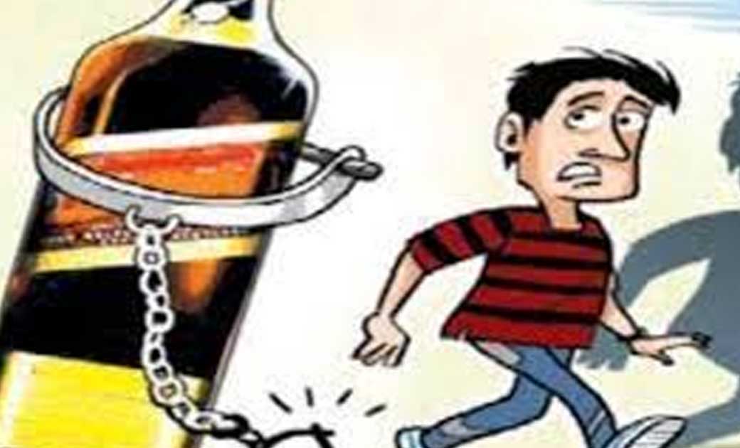 ग्राम बिरकोनी में अवैध शराब जप्त.