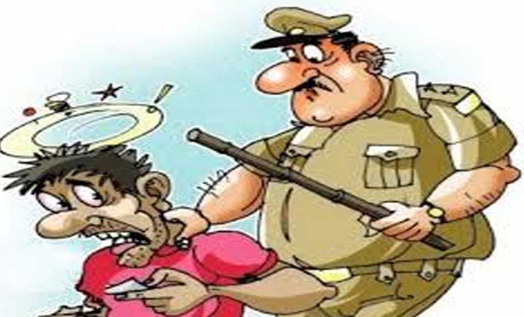 सट्टापट्टी नामक जुआ खिला रहे एक व्यक्ति को पकड़ा गया.