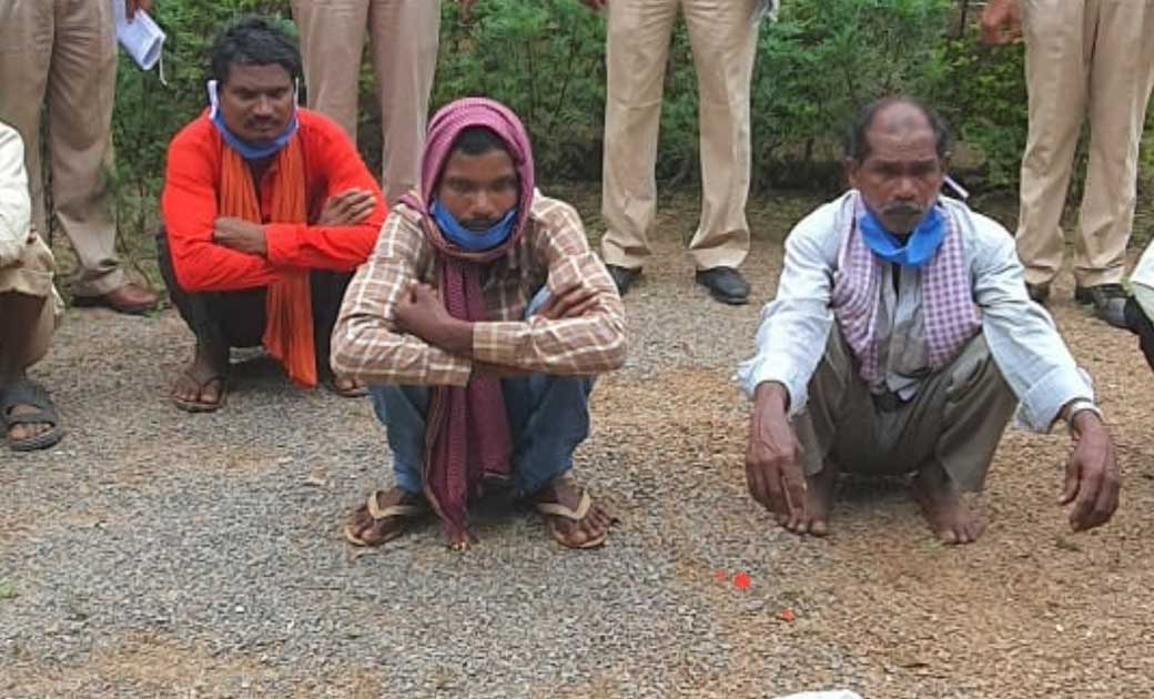 वन विभाग कार्यवाही : मुख्य अभियुक्त के घर से चीतल की खोपड़ी,... - CG Sandesh