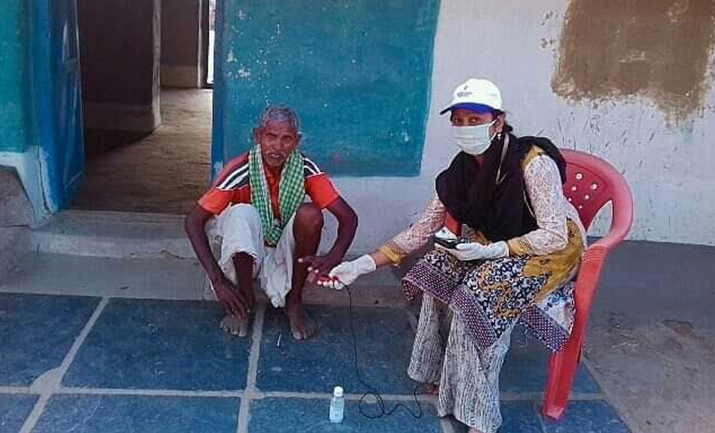 बैंक सखी ने किया ग्रामवासियों का काम आसान - CG Sandesh