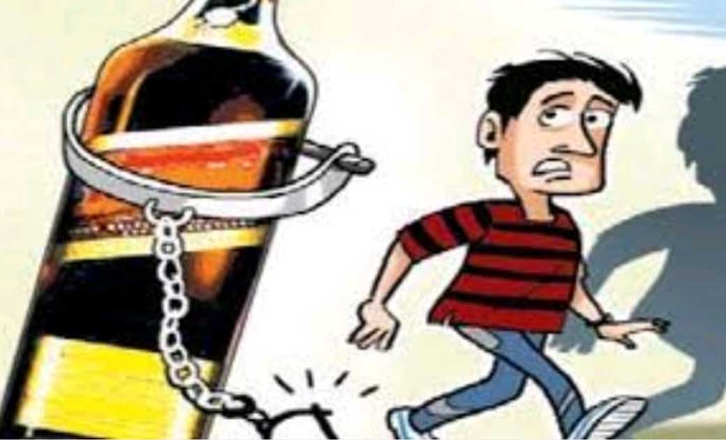 अवैध मदिरा विक्रेताओं के खिलाफ कड़ी कार्यवाही, 64 लीटर अवैध म... - CG Sandesh