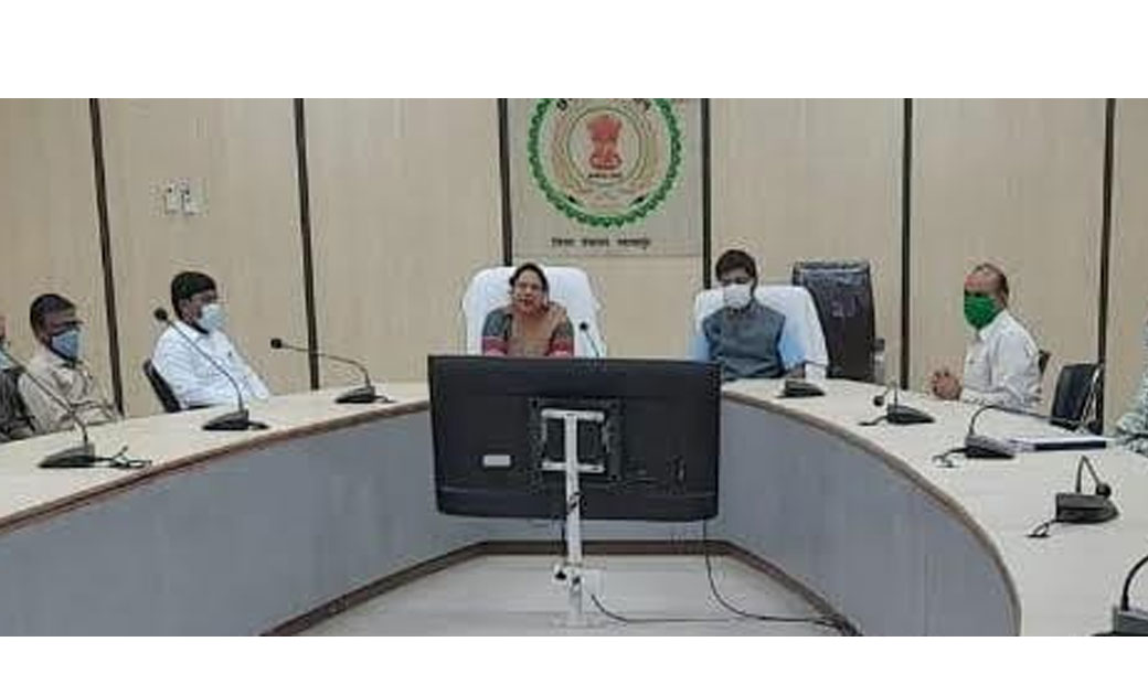 जिला पंचायत में पदस्थ पटेल के निधन पर जिला पंचायत अध्यक्ष ने... - CG Sandesh