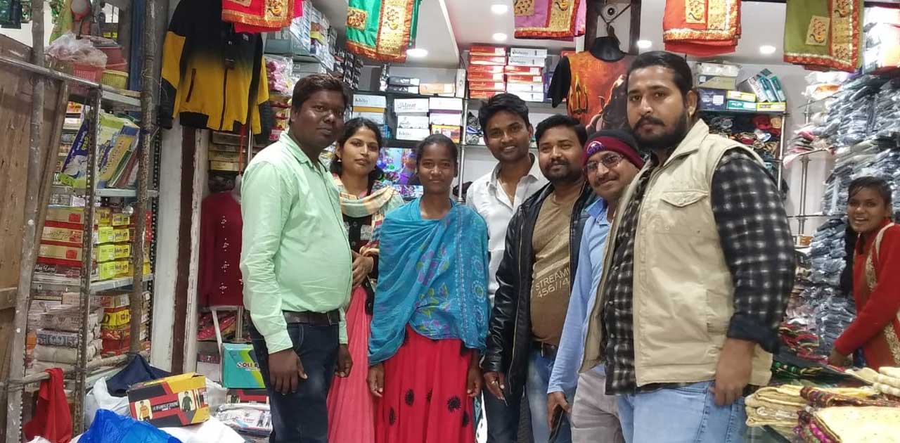 मां बाप से प्रताणित बच्ची काम के तलाश में पहुंची चारामा,  भेजा गया बालगृह