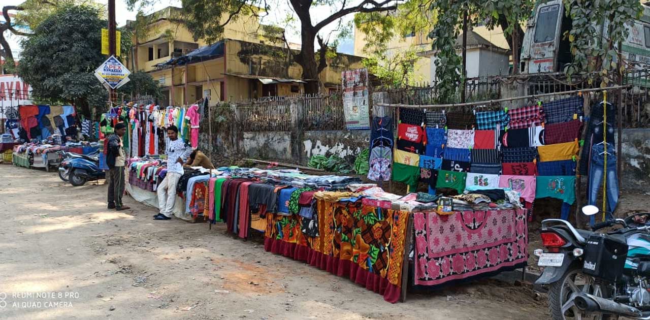 नगर पालिका ने हटाया था अतिक्रमण, तीसरे दिन फिर वहीं हो गया कब्जा