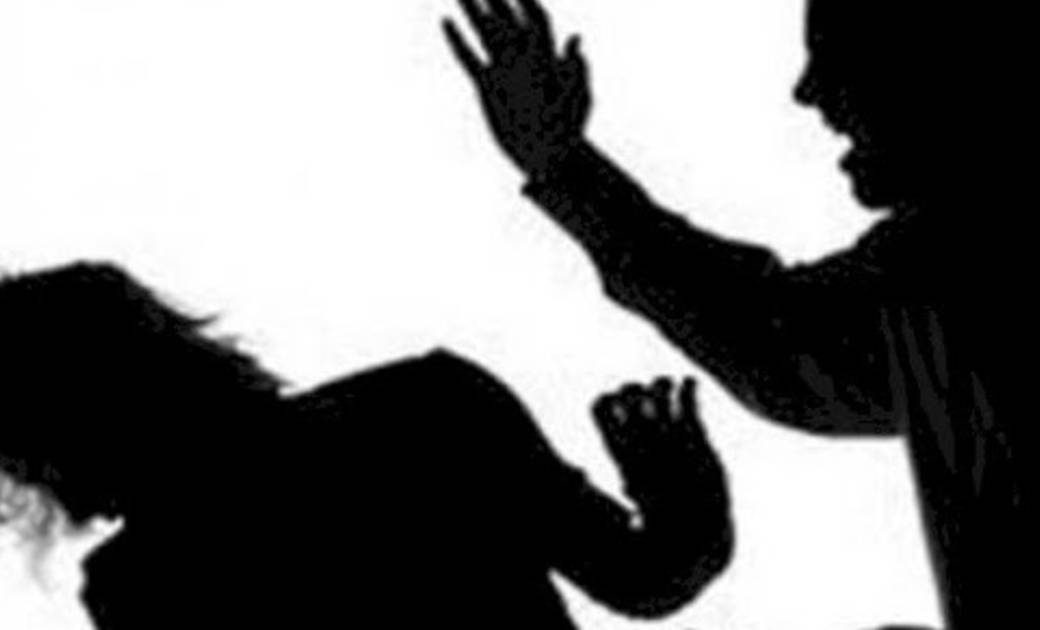 महासमुंद : घर में सिमेंट बोरा नहीं रखने पर की महिला से मारपी... - CG Sandesh