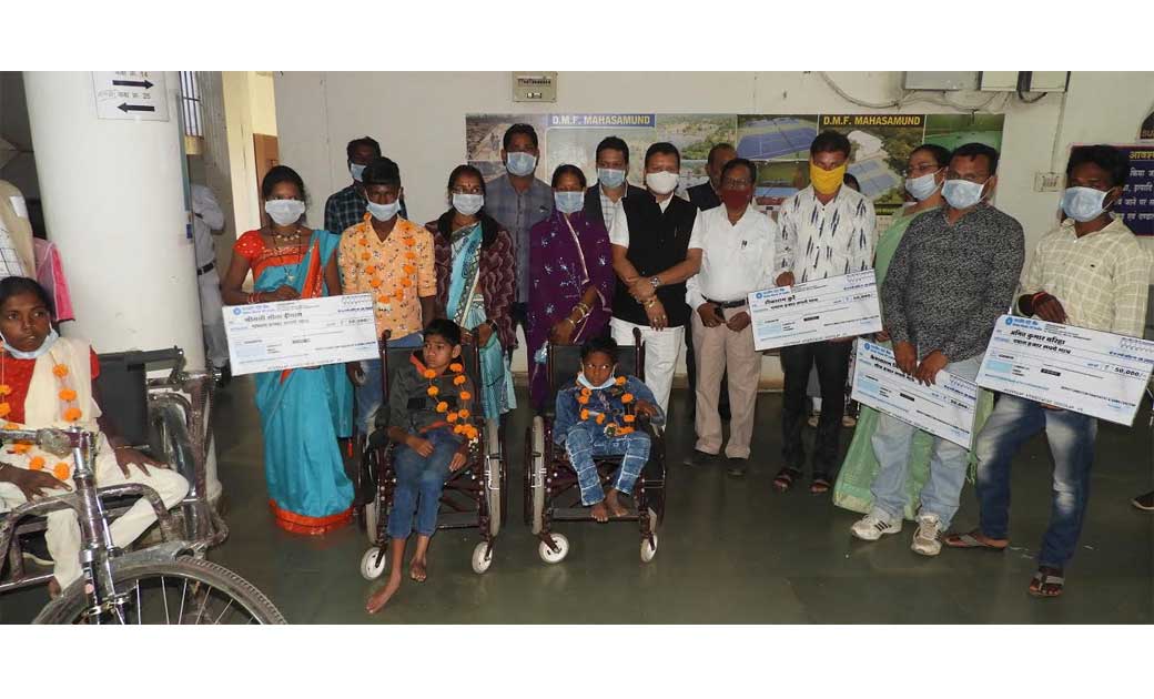 महासमुंद :  अन्तर्राष्ट्रीय दिव्यांग दिवस : संसदीय सचिव के ह... - CG Sandesh