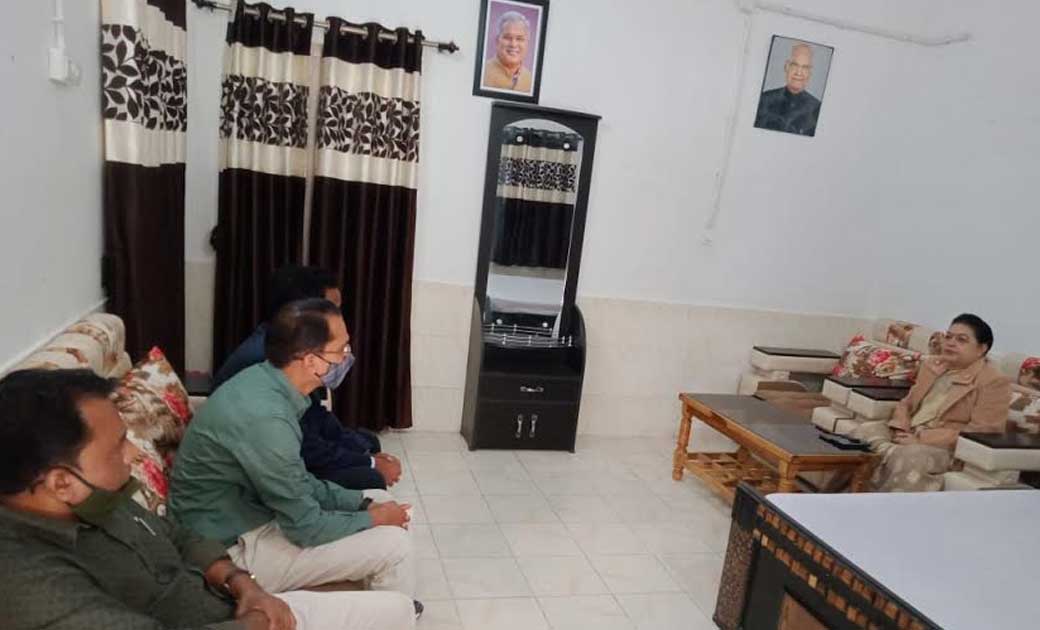 बाल अधिकार संरक्षण आयोग के अध्यक्ष श्रीमती दुबे ने बालक आश्र... - CG Sandesh