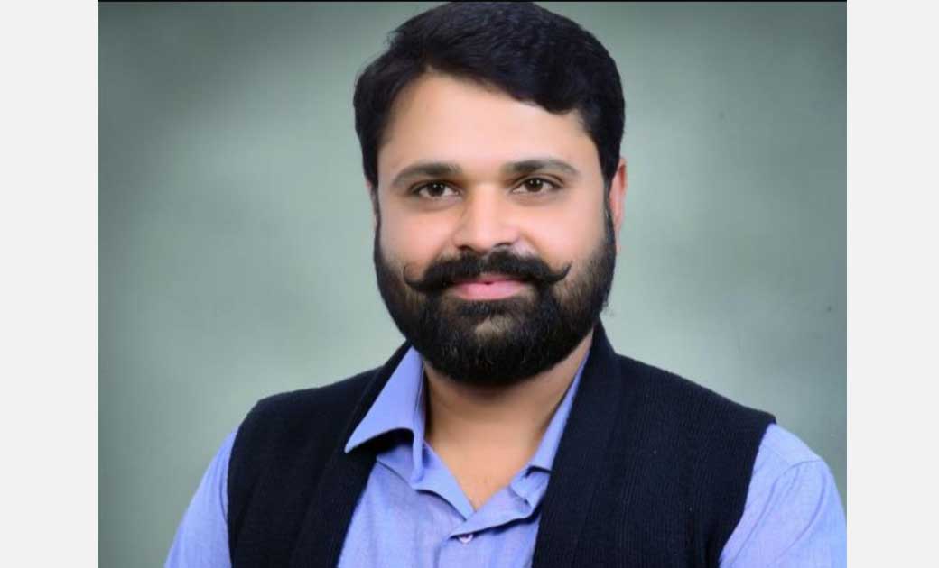 सामान्य वन मंडल के पूर्व वन परिक्षेत्राधिकारी मोहन दास मानिक... - CG Sandesh