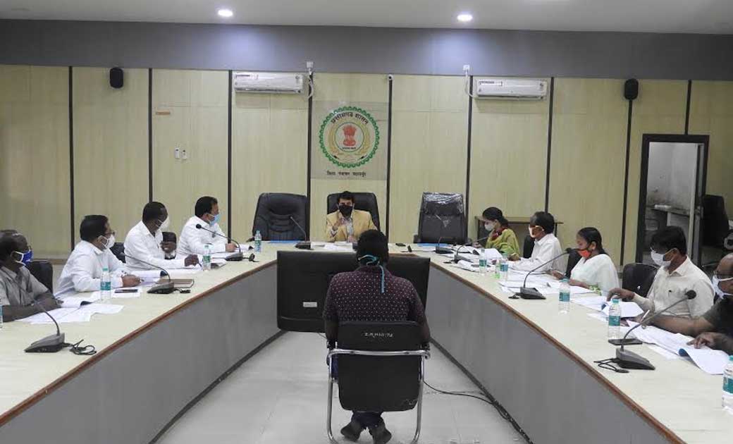 महासमुंद :  विभिन्न योजनाओं में प्राप्त आवेदन पत्रों की जाॅच... - CG Sandesh