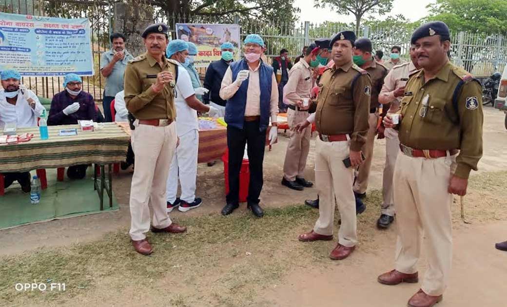 महासमुंद : सिरपुर में आयुर्वेद विभाग द्वारा आयुष काढ़ा पिलाया... - CG Sandesh
