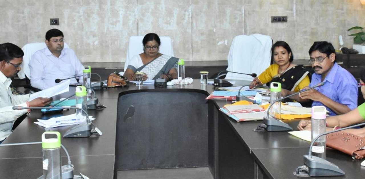महिला आयोग के सदस्य ने किया छः प्रकरणों की सुनवाई