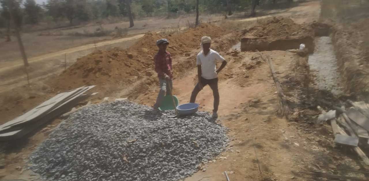 सडक पुल, पुलिया, रपटा निर्माण कार्य कर, कर रहे है भ्रष्टाचार - CG Sandesh