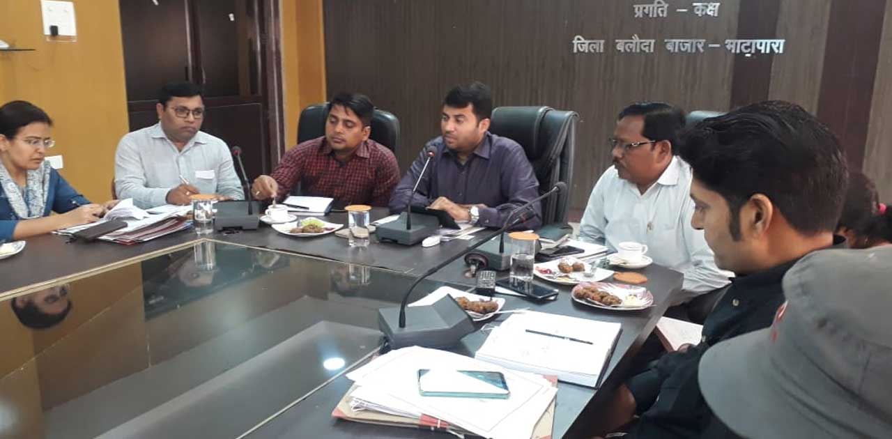 घर-घर दस्तक दे बनायें किसानों के क्रेडिट कार्ड   - CG Sandesh