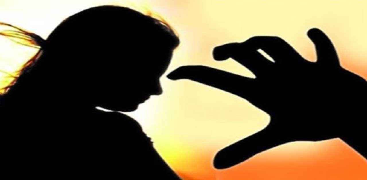 छेड़छाड़ कर जान से मारने दी धमकी