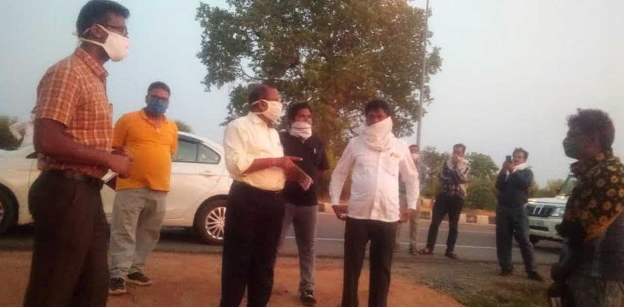 आयुक्त श्री चुरेन्द्र ने महासमुंद एवं पिथौरा के क्वारेन्टाइन... - CG Sandesh