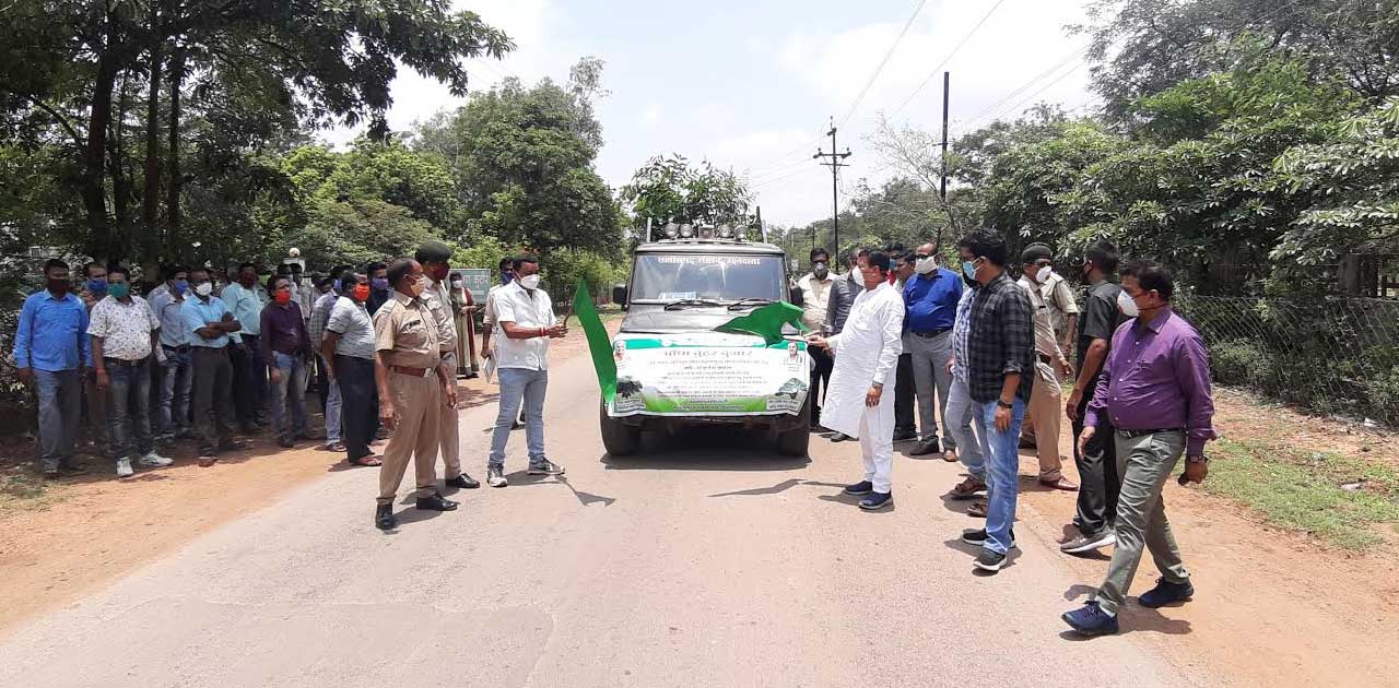 हरियाली की बहार, पौधा तुंहर दुआर,  विधायक चन्द्राकर ने वाहन ... - CG Sandesh