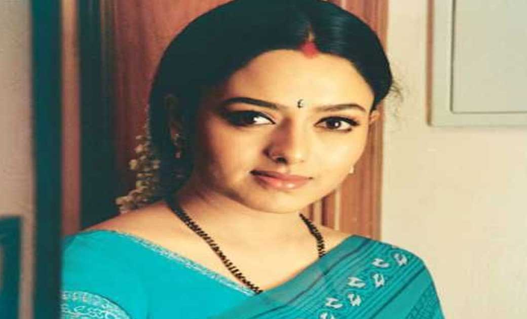 आज साउथ की ड्रीम गर्ल सौंदर्या का जन्मदिन है कैसे हुई थी  मौ... - CG Sandesh