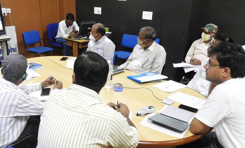मुख्य कार्यपालन अधिकारी ने की ‘‘गोधन न्याय योजना‘‘ तैयारियों... - CG Sandesh