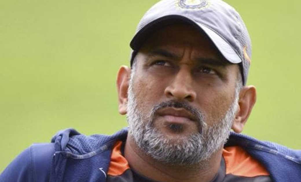 महेंद्र सिंह धोनी अपने हर किरदार में कुछ अलग और नया कर चले ग... - CG Sandesh