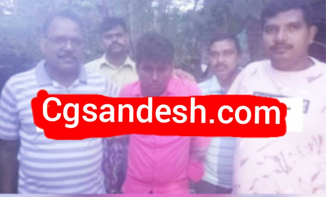छत्तीसगढ़:-चाकू की नोक पर 14 वर्षीय नाबालिग से दुष्कर्म कर फरार होने वाला दरिंदा ड्राइवर चढ़ा पुलिस के हत्थे..मुखबीर की सूचना एवं मोबाइल लोकेशन से पकड़ाया हवसी..अब जेल में निकलेगी हेकड़ी.....