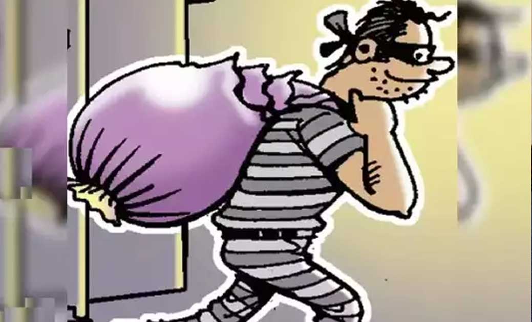 खैरा चौक में दूकान से हुई चोरी, एजास्ट फेन को तोडकर चोर ने द... - CG Sandesh