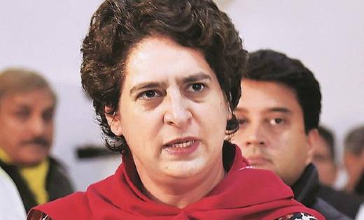 कांग्रेस नेता प्रियंका गांधी को पुलिस ने लिया हिरासत में  - CG Sandesh