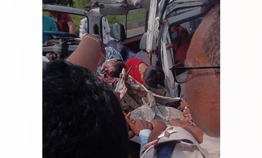 महासमुंद : भीषण सड़क हादसे में पिता-पुत्र की मौत, महिला गंभीर... - CG Sandesh
