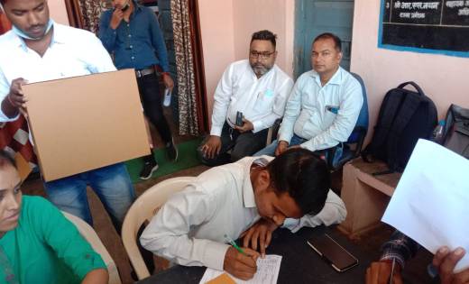 छत्तीसगढ़ स्टेट वेयर हाउस महासमुंद में दी गयी EPOS मशीन सॉफ्ट... - CG Sandesh