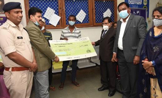 महासमुन्द: ‘‘ई-मेगा लीगल सर्विस कैंप’’ से ज़िले के 3781 लाभार... - CG Sandesh