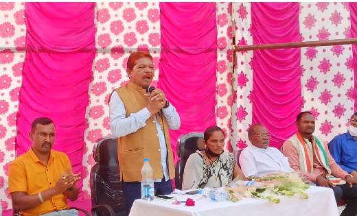 लाखों के कार्यों का नारायणपुर विधायक ने किया भूमिपूजन  - CG Sandesh
