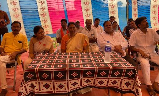 जशपुर: सांसद गोमती साय बगीचा के ग्राम पंचायत सरधापाठ पकरीटोल... - CG Sandesh