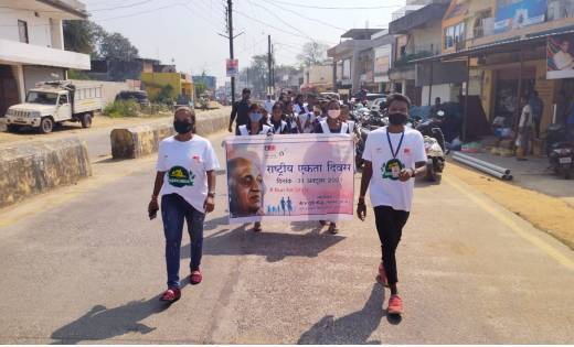 नेहरू युवा केंद्र रायगढ़ द्वारा निकली गई रैली, स्वच्छ भारत अ... - CG Sandesh