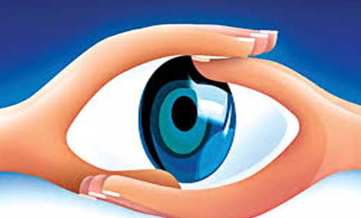 महासमुंद : ’बाल नेत्र सुरक्षा सप्ताह’  के तहत दृष्टिदोष छात्... - CG Sandesh