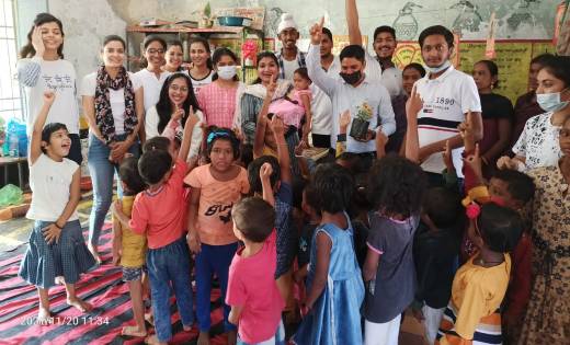 महासमुन्द: एसडीएम नम्रता जैन ने आंगनबाड़ी केंद्रों में जाकर ब... - CG Sandesh