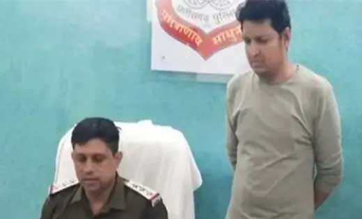 लड़कियों के बाथरूम में लगा रखा था हिडन कैमरा, बनाता था अश्ली... - CG Sandesh