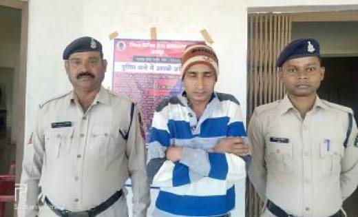 प्रतिबंधित कफ सिरप बेंचने वाला व्यक्ति पुलिस के गिरफ्त में..... - CG Sandesh