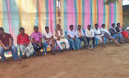 नारायणपुर विधायक चंदन कश्यप ने शोकाकुल परिवार से की मुलाकात - CG Sandesh