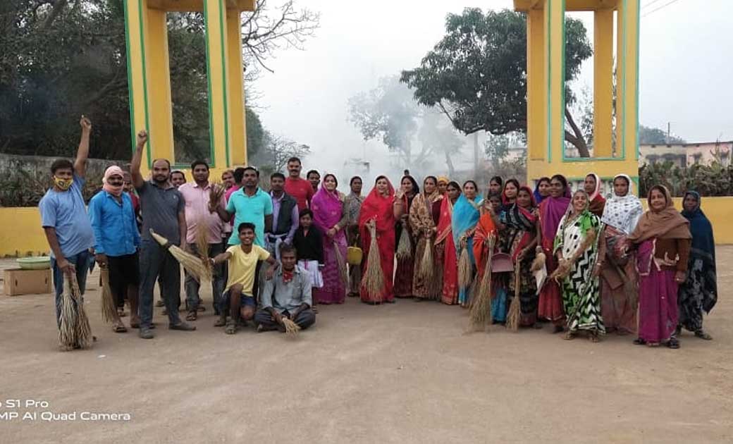 सरपंच ने बेलसोंडा मे विवेकानंद की जयंती धूमधाम से मनाई - CG Sandesh