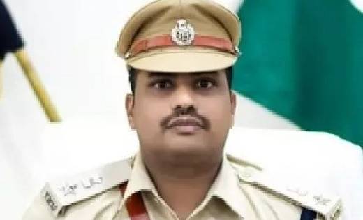 महासमुंद के कोतवाली थाने में IPS उदय पर दर्ज हुई एफआईआर, CID... - CG Sandesh