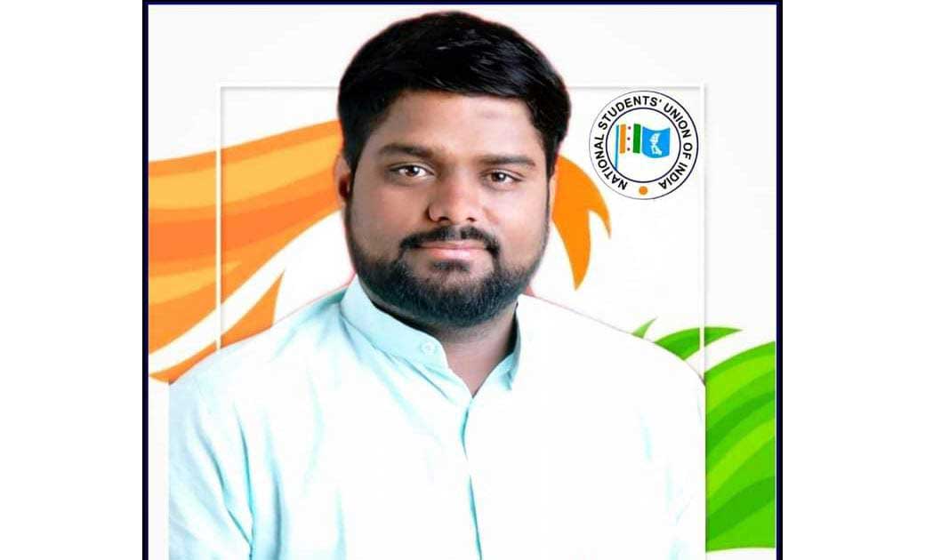 आरिफ़ हुसैन बने एनएसयूआई के कार्यकारी जिला अध्यक्ष , शहर में युवाओं ने कि आतिशबाजी, आरीफ हुसैन के कॉलेज की राजनीती से जिला अध्यक्ष तक का सफ़र रहा शानदार...