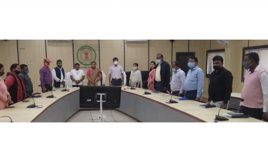 महासमुंद : कार्यालय की साफ-सफाई तथा नस्तियों का संधारण समयाव... - CG Sandesh
